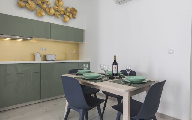 Principe Real Elegant flat with terrace