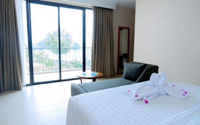 Flamingo Bajo Waecicu – Guest Rooms – Labuan Bajo