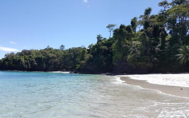 Boca Chica Bay Eco Lodge