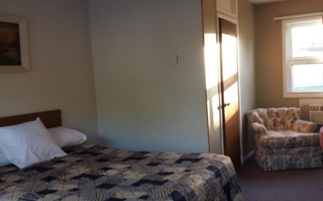 Hipwell's Motel