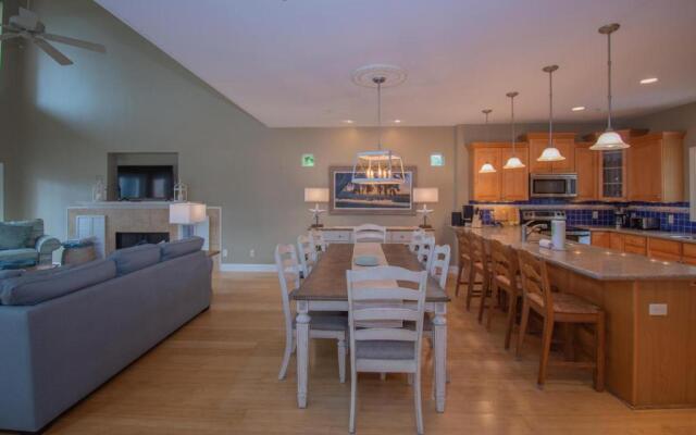 New Rental! Commanding Views of the Marsh, Skull Inlet and the Atlantic