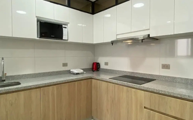 Incredible 3BR With Balcony in Miraflores