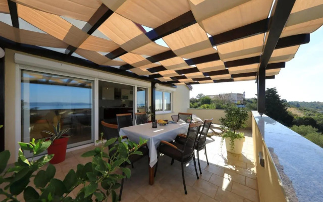 Vanda Land Penthouse