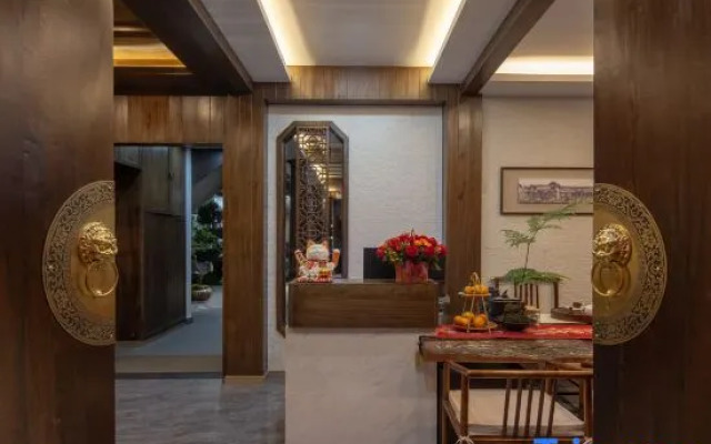 Bashilai Inn (Lijiang Ancient City Mufu Branch)