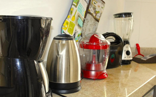 1067 - Apartamento para locação em Bombinhas com 03 suítes