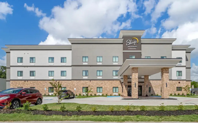 Sleep Inn & Suites