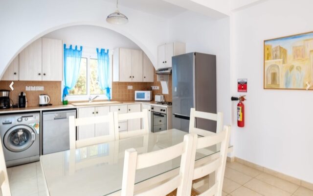 Thalassines Beach Villas