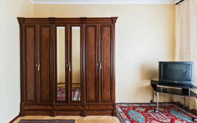 MaxRealty24 Universitet