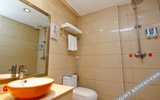 Fulihua Business Hotel