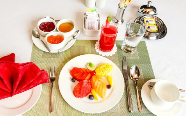 Hotel Sitara Grand Banjara Hills