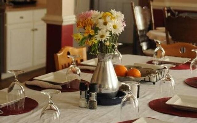 Acorn Hill Lodge and Spa