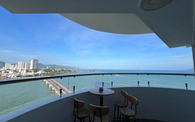 Royal Apartment in Muong Thanh