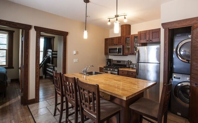 The Grizzly Den by Revelstoke Vacations