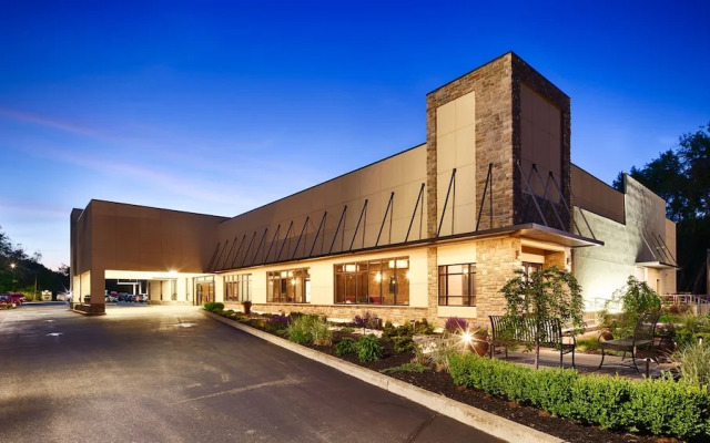 Holiday Inn Kingston