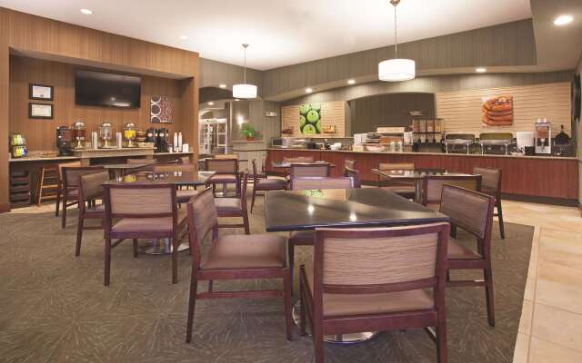 La Quinta Inn & Suites by Wyndham Albuquerque Midtown