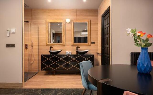 Suite 1907 Oviedo