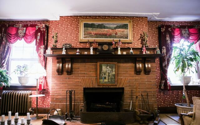 Brownsville Road House Bed Breakfast