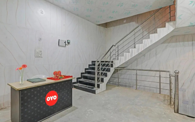 Oyo Flagship 702816 Sana Guest House