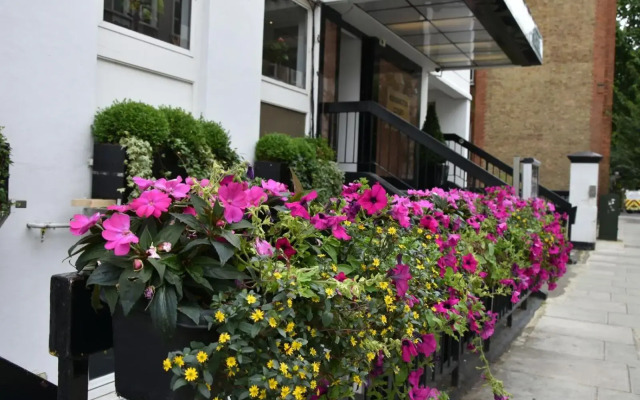 Kensington Court Hotel