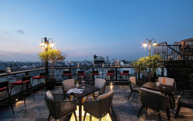 L’HÔTEL du LAC Hanoi