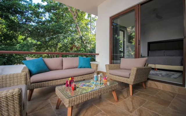 Family 2 Bedrooms Condo with Balcony and Pool Facilities