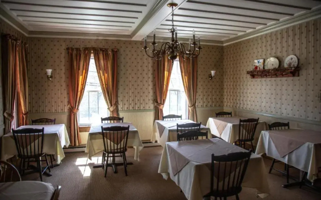 Deerfield Valley Inn