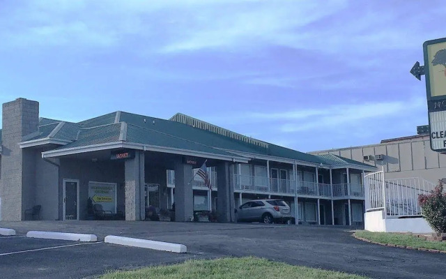 Oak Grove Inn