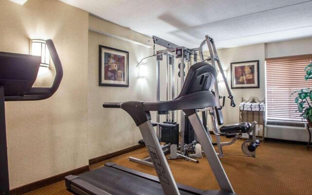 Quality Inn Aurora - Naperville Area