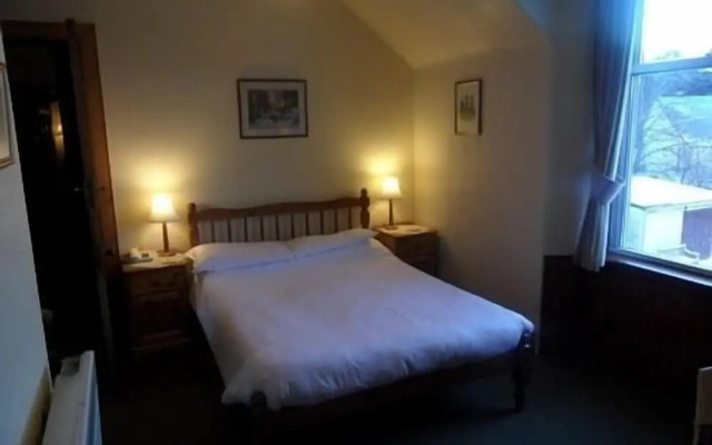 Cairn Hotel