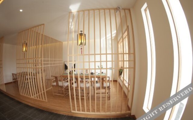 Yunqi Yayuan Hotel