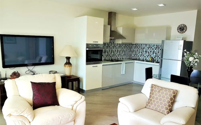 KB Apartments 3 Karon Beach by PHR