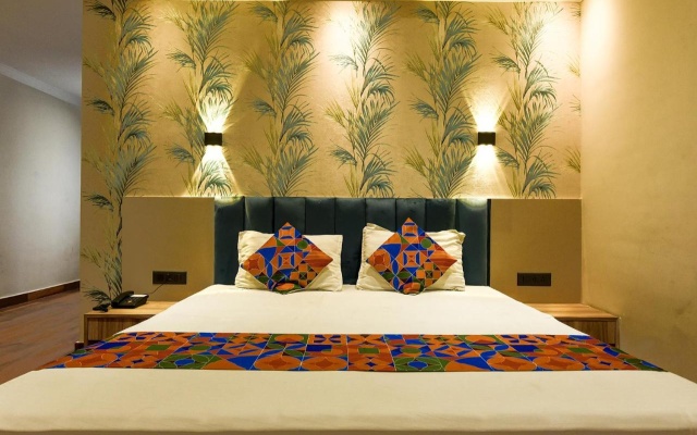FabHotel Seventy Seven