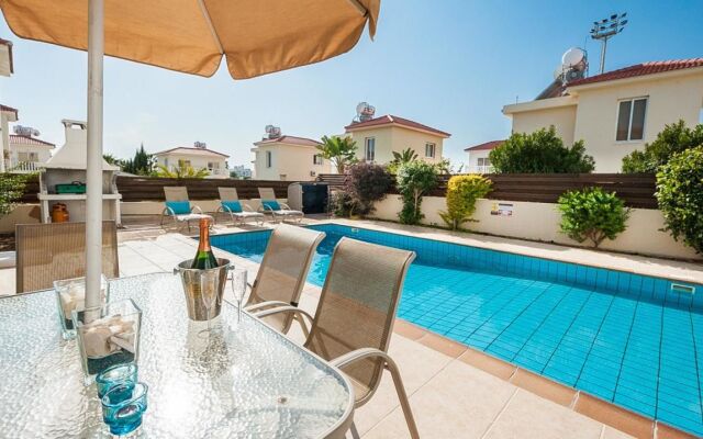 Rent Private Villa 003 Ayia Napa Holiday home