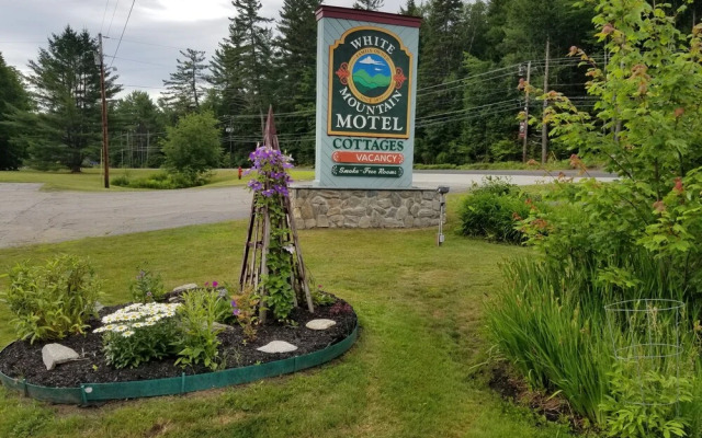 White Mountain Motel And Cottages