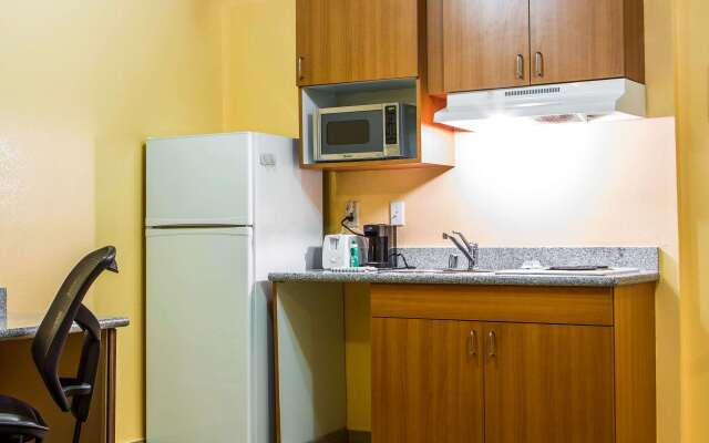 Rodeway Inn & Suites