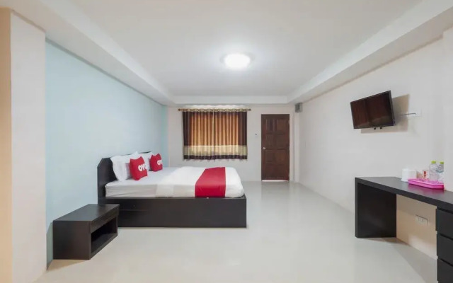 OYO 75329 Phensri Apartment