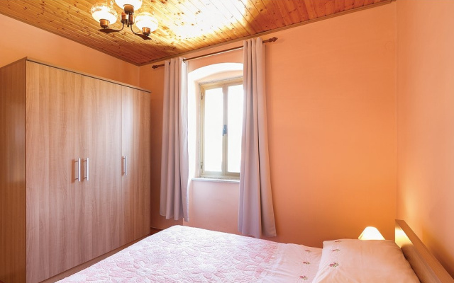 Apartment Roland