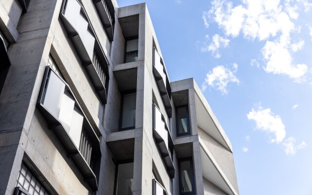 The Surry Apartments by Urban Rest