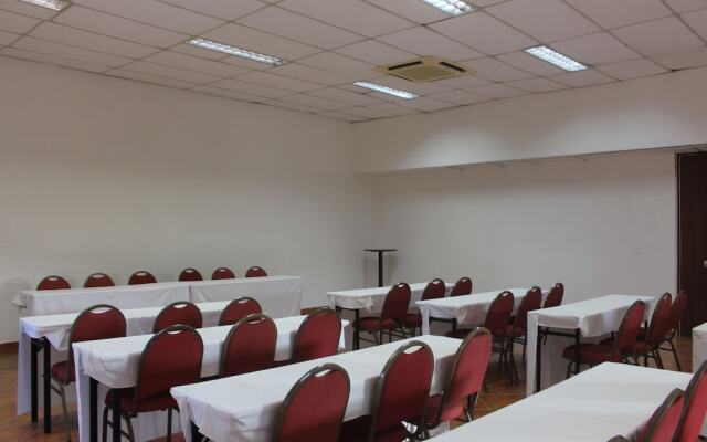 Paradies Hotel Express