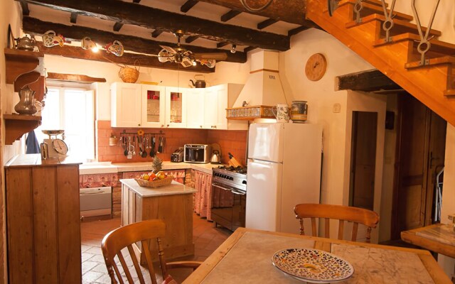 Tenuta Sospesa