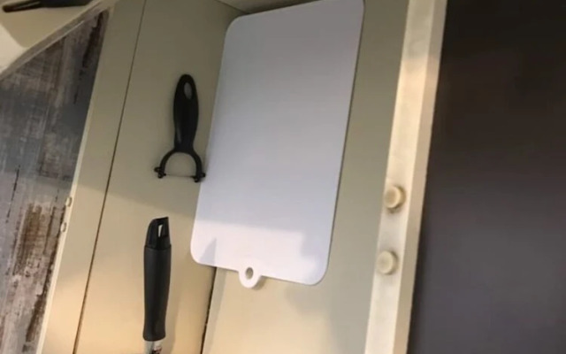 TS Court Awaza - 235-4