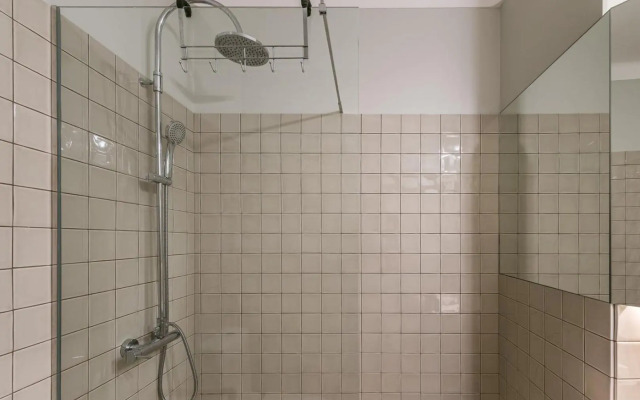 Guestready - Folding Screen