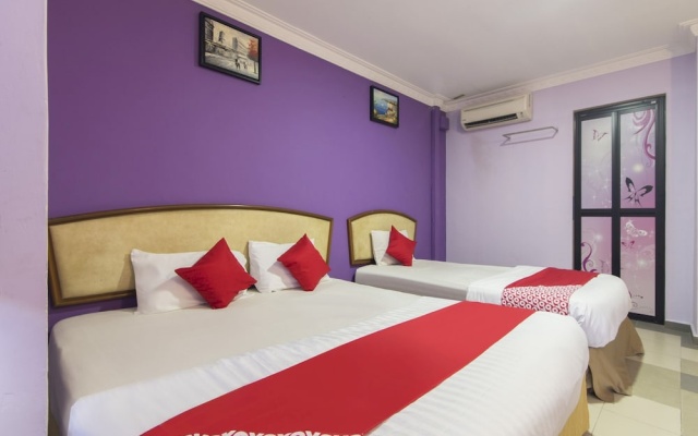 Collection O Shah Alam Formerly Sri Muda Corner SDN BHD – Guest Rooms – Shah Alam