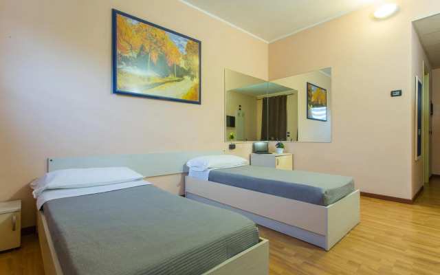 Break Hotel