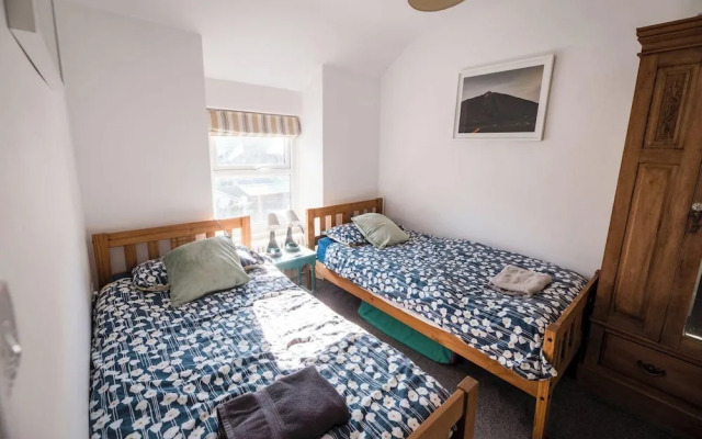 Park Square Retreat in Blaenau