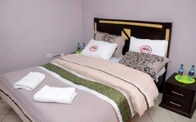 Madola Hotel