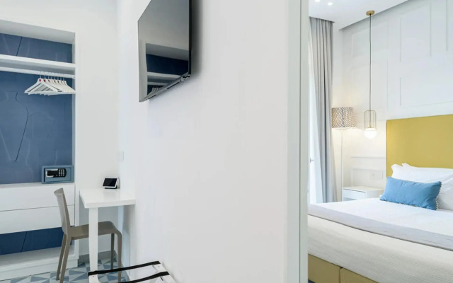 Capri Marina Suite