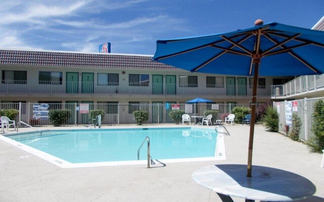 Motel 6 Reno, NV - Livestock Events Center