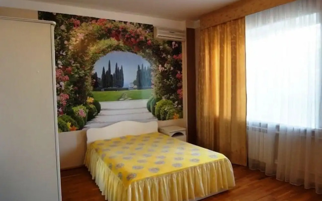 Na Krasnozelenykh 38 Guest House