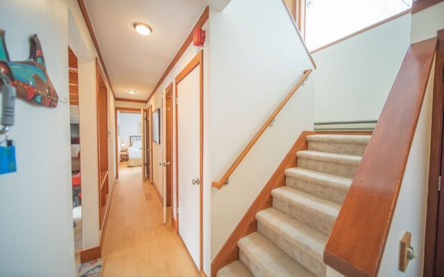 Tennis Townhomes 1309